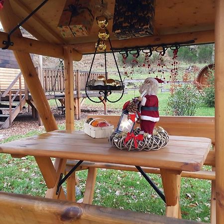 Ma Roulotte Sous Les Chenes "La Passionnee" Hotel Raon-aux-Bois Exterior foto
