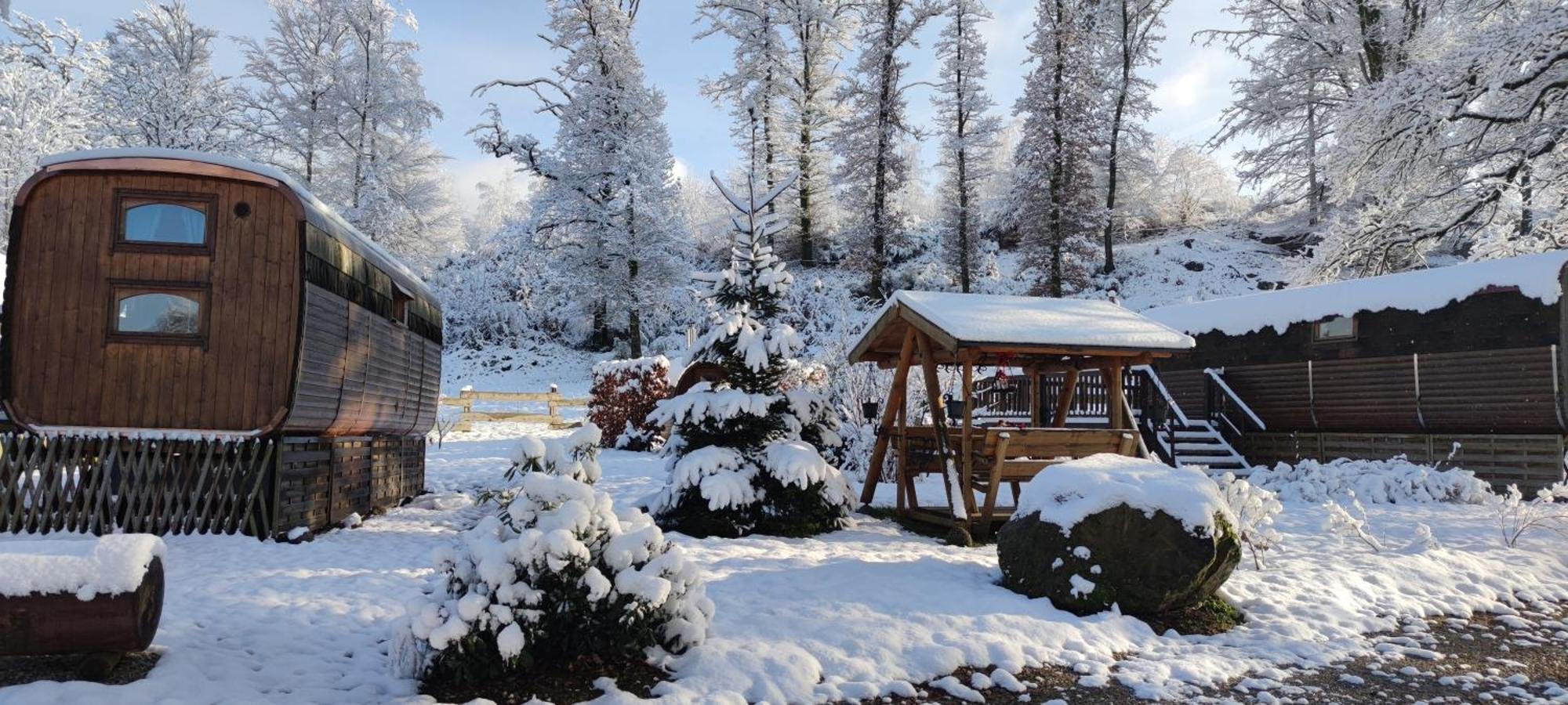 Ma Roulotte Sous Les Chenes "La Passionnee" Hotel Raon-aux-Bois Exterior foto